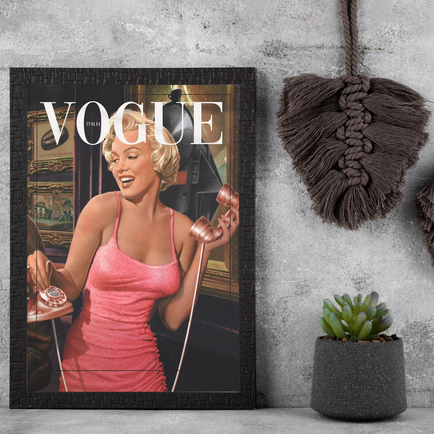 Elegant Marilyn Monroe Canvas – Vogue-Inspired Retro Glam Wall Art - Mycanvart